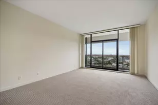 1701 Hermann Dr, Houston, TX 77004 - Photo 27