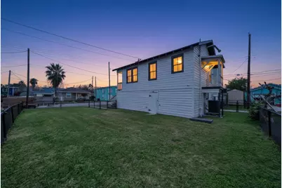 1914 55th Street, Galveston, TX 77551 - Photo 23