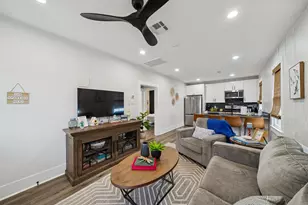 1914 55th St, Galveston, TX 77551 - Photo 9