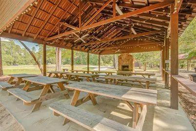 185 Rim Rock Road, Huntsville, TX 77340 - Photo 17