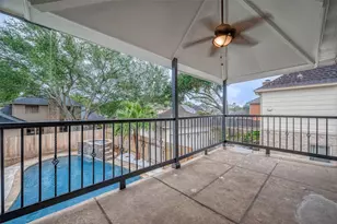 919 Mockingbird Way, Sugar Land, TX 77478 - Photo 37
