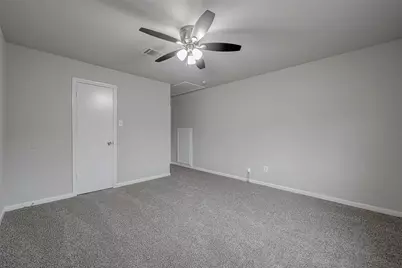 919 Mockingbird Way, Sugar Land, TX 77478 - Photo 33