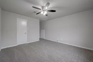 919 Mockingbird Way, Sugar Land, TX 77478 - Photo 33