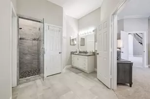 8002 Harbor Point Dr, Houston, TX 77071 - Photo 9