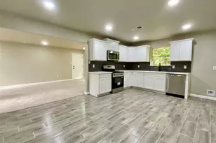 296 Kings Row, Livingston, TX 77351 - Photo 19