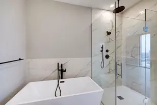 1711 Allen Pkwy, Houston, TX 77019 - Photo 19