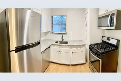 3603 Murworth Drive #5, Houston, TX 77025 - Photo 5