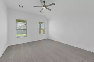1727 Pecan Woods Ln, Conroe, TX 77301 - Photo 7