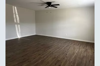 514 Houston Street #3, Rosenberg, TX 77471 - Photo 5