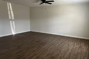 514 Houston St, Rosenberg, TX 77471 - Photo 5