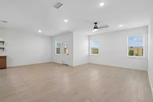 551 Day Sta Dr, Dayton, TX 77535 - Photo 5