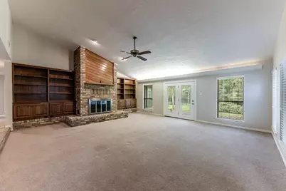 104 Oakview Circle, Huntsville, TX 77340 - Photo 9