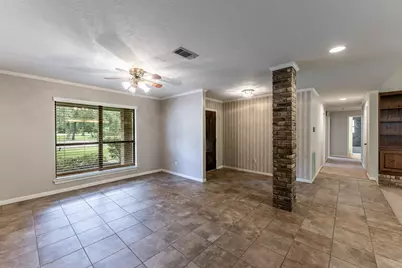 104 Oakview Circle, Huntsville, TX 77340 - Photo 5