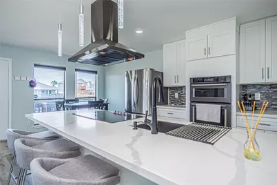 301 Commander Drive, Tiki Island, TX 77554 - Photo 13