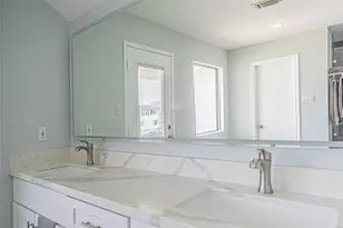 301 Commander Dr, Tiki Island, TX 77554 - Photo 27