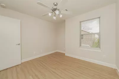 3718 Main Aspen Drive, Houston, TX 77025 - Photo 19
