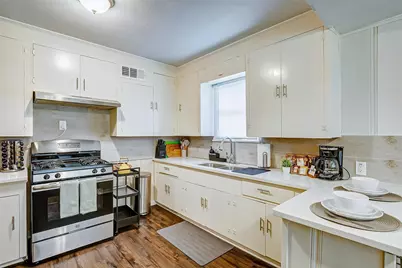 4440 Castor Street, Houston, TX 77022 - Photo 19