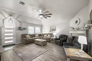 2609 Trippodo St, Dickinson, TX 77539 - Photo 5