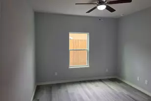 204 Dipping Strm St, Houston, TX 77076 - Photo 7