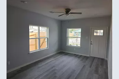 204 Dipping Stream Street, Houston, TX 77076 - Photo 3