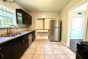 7120 Goforth St, Houston, TX 77021 - Photo 1
