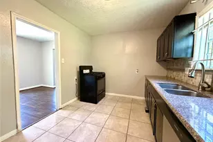 7120 Goforth St, Houston, TX 77021 - Photo 11