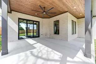 1504 Story St, Houston, TX 77055 - Photo 17