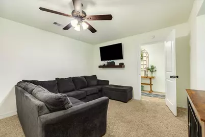 102 W Bronco Bend Street, Angleton, TX 77515 - Photo 25