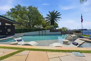 1721 Bayou Shore Dr, Galveston, TX 77551 - Photo 41