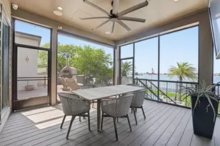 1721 Bayou Shore Dr, Galveston, TX 77551 - Photo 23