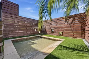 1721 Bayou Shore Dr, Galveston, TX 77551 - Photo 25