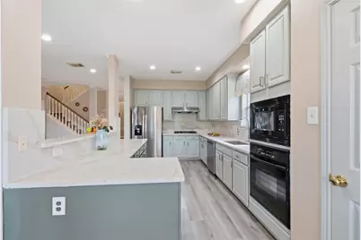 6426 Portuguese Bend Dr, Missouri City, TX 77459 - Photo 13