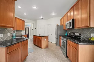 806 Dawn Ridge Way, Seabrook, TX 77586 - Photo 13