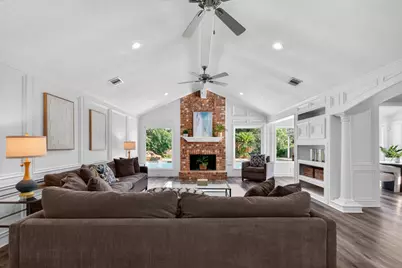3931 Pleasant Valley Drive, Missouri City, TX 77459 - Photo 7