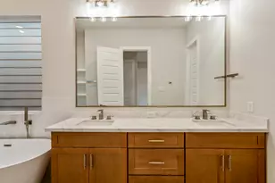 8416 Pech Landing Dr, Houston, TX 77055 - Photo 23