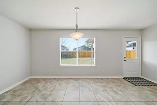 1015 Santa Fe Ct, Rosenberg, TX 77471 - Photo 11