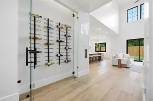 10422 Bassoon Dr, Houston, TX 77025 - Photo 5
