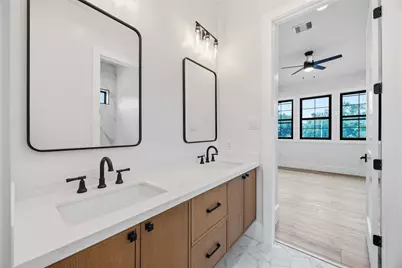 10422 Bassoon Drive, Houston, TX 77025 - Photo 25