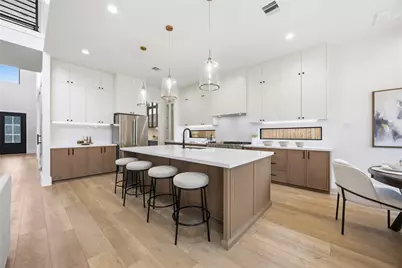 10422 Bassoon Drive, Houston, TX 77025 - Photo 9