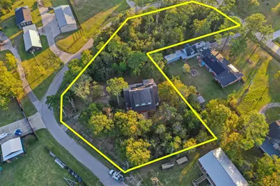 4510 Lininger Lane, Dickinson, TX 77539 - Photo 1