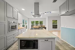 4510 Lininger Ln, Dickinson, TX 77539 - Photo 13