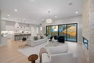 2046 MacArthur St, Houston, TX 77030 - Photo 7