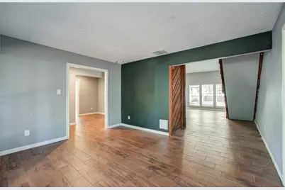 2114 Woodland Valley Drive, Houston, TX 77339 - Photo 11