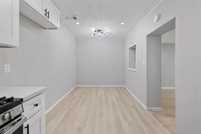 4356 #B Phlox Street, Houston, TX 77051 - Photo 7