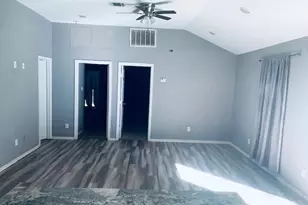 284 County Rd 3405, Cleveland, TX 77327 - Photo 13