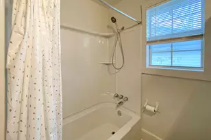 7924 Ford St, Houston, TX 77012 - Photo 23