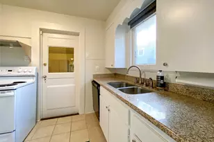 7924 Ford St, Houston, TX 77012 - Photo 11