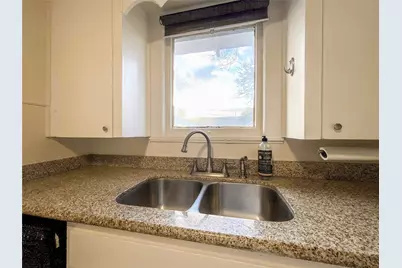 7924 Ford Street #A, Houston, TX 77012 - Photo 13