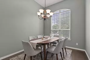 187 N Vershire Cir, The Woodlands, TX 77354 - Photo 9