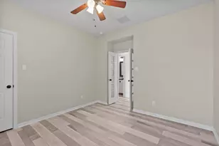 187 N Vershire Cir, The Woodlands, TX 77354 - Photo 23